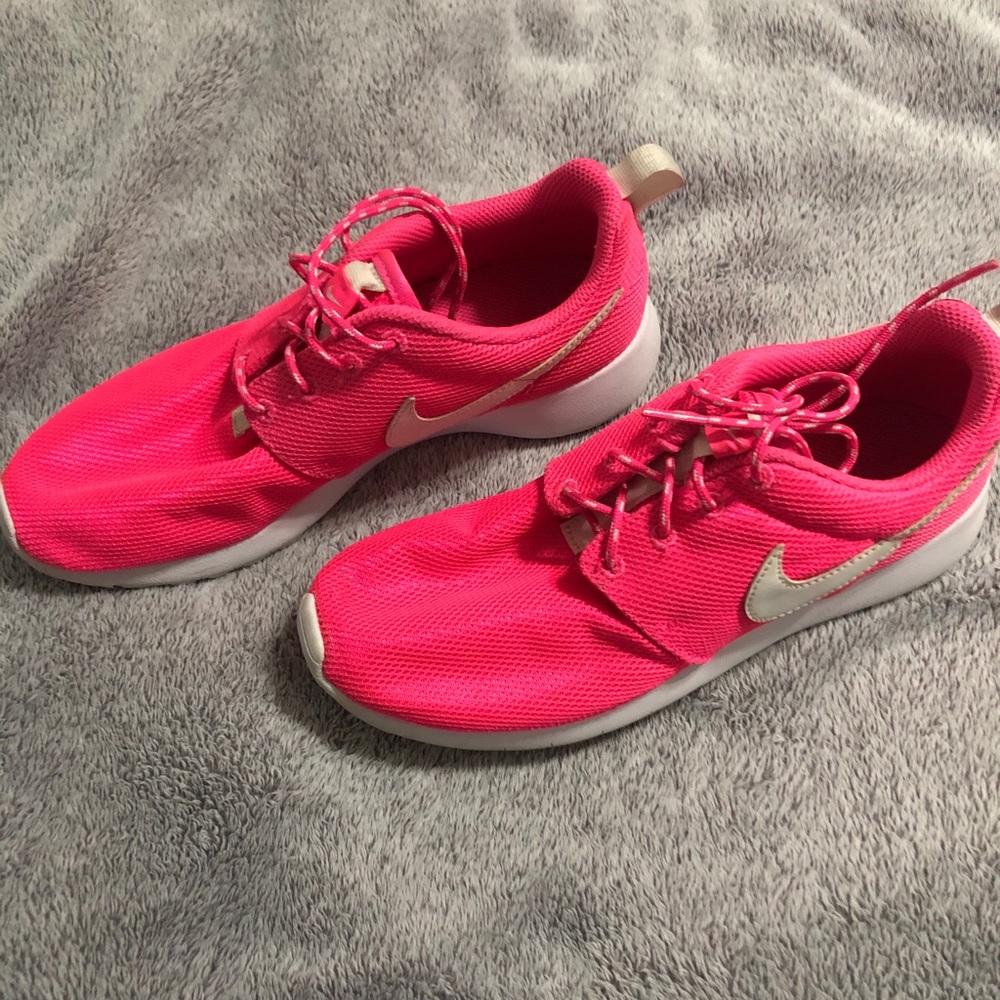 Nike shoes